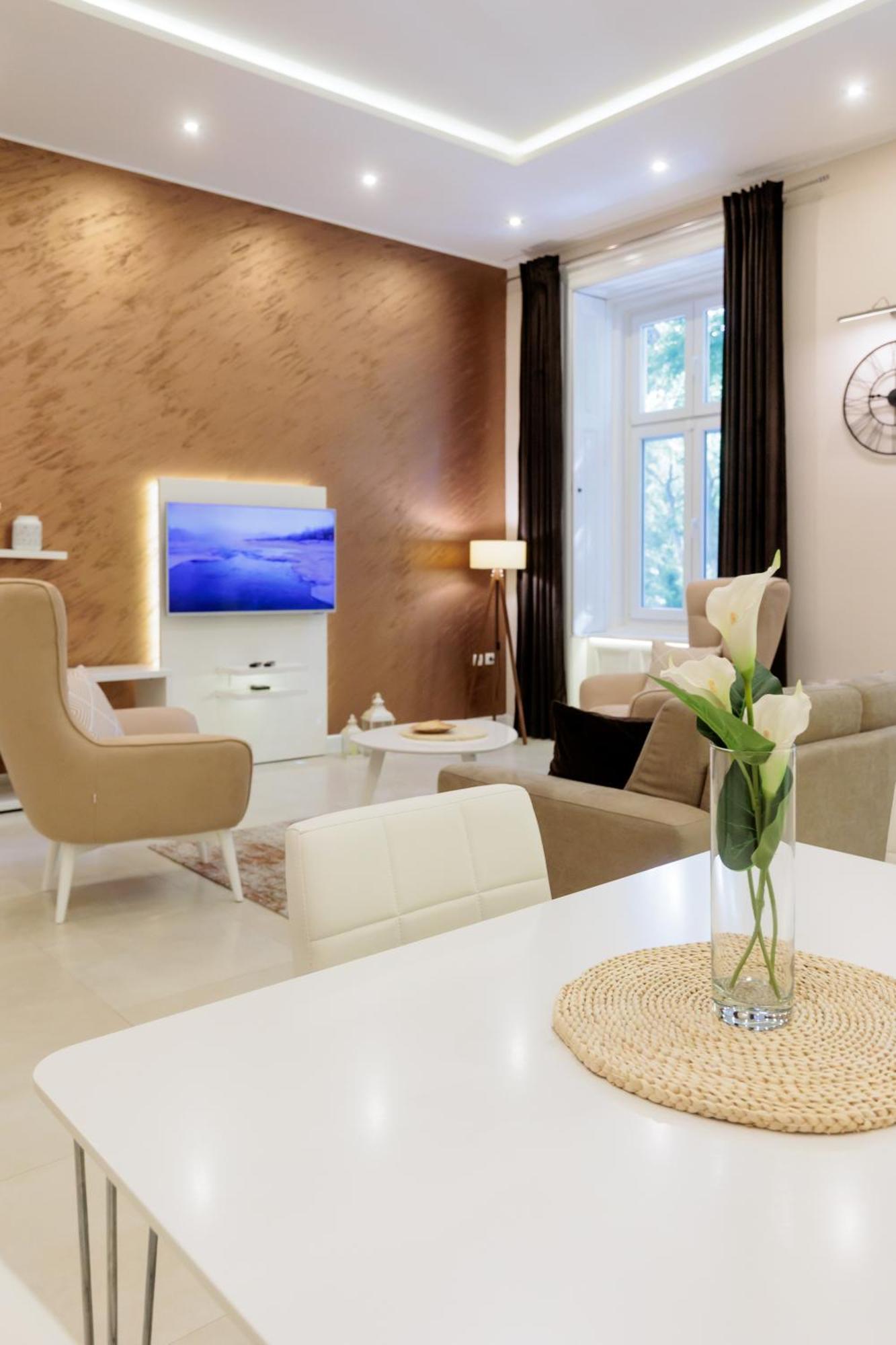 Apartman Mirakul Subotica Exterior foto